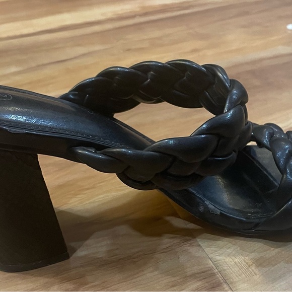 Women’s Braided Sandal Heels - Black - Size 8 - Picture 2 of 5